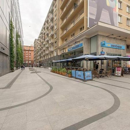 Modern And Cozy- Golden Apartments- Central Location Варшава Екстер'єр фото